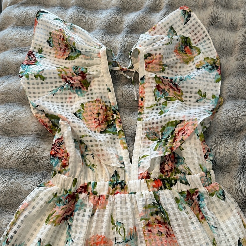 Buddy Love Cece maxi flutter sleeve. Size medium. Never worn.